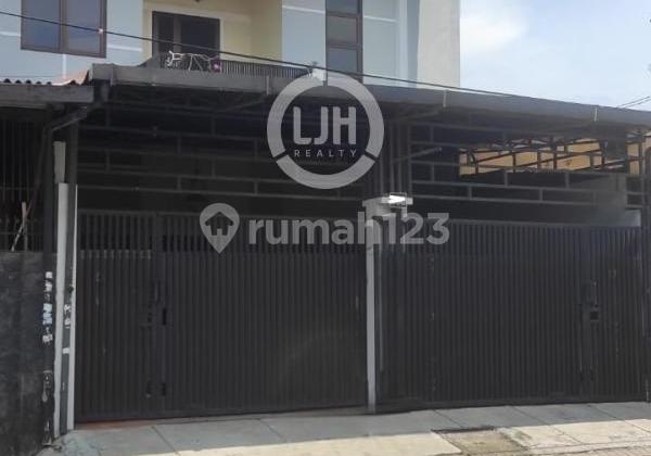 Dijual Rumah di Koja, Jakarta Utara Akses Mudah ke Transportasi Umum" Dijual Rumah di Koja, Jakarta Utara Akses Mudah ke Transportasi Umum"