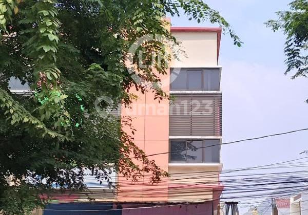 Ruko Hook 3 Lantai Strategis Kelapa Cengkir Raya , Kelapa Gading