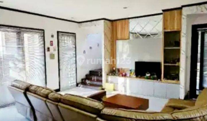 Rumah Modern Minimalis 3 Lt Mewah Graha Family 1