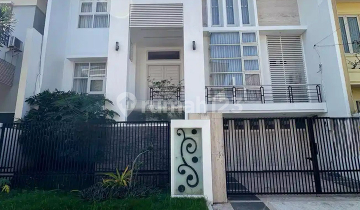 Premium 2.5-Story Minimalist House in Araya, Ready to Use 1