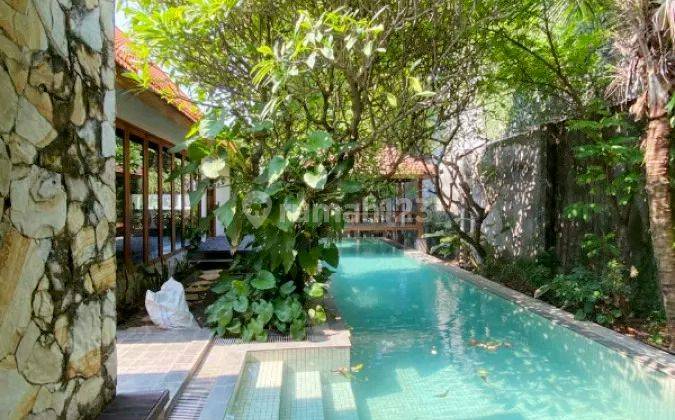 Rumah Tropical Minimalis 2 Lt Pool Mayjend 1