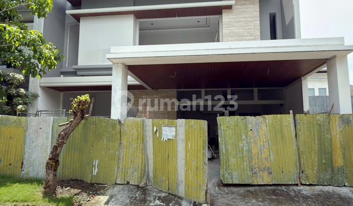 Premium Rumah Gress Minimalis 2 Lt Pakuwon City Depan 2
