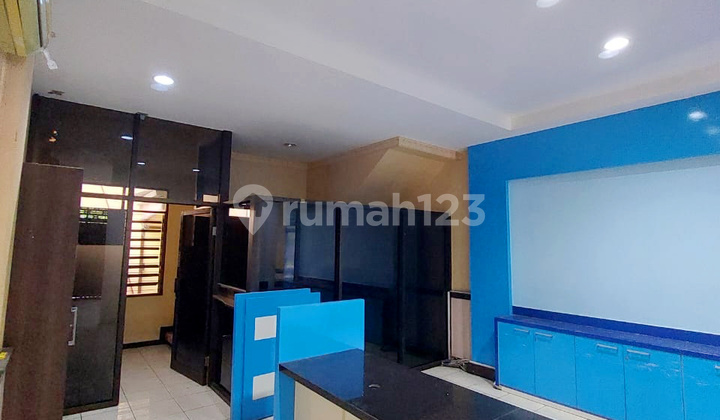 Disewakan Murah Ruko 3 Lt Raya Ngagel Terawat Strategis 2