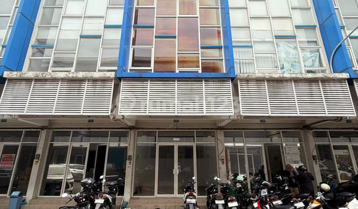 Disewakan Murah Ruko 3 LT Siap Pakai Section One Rungkut