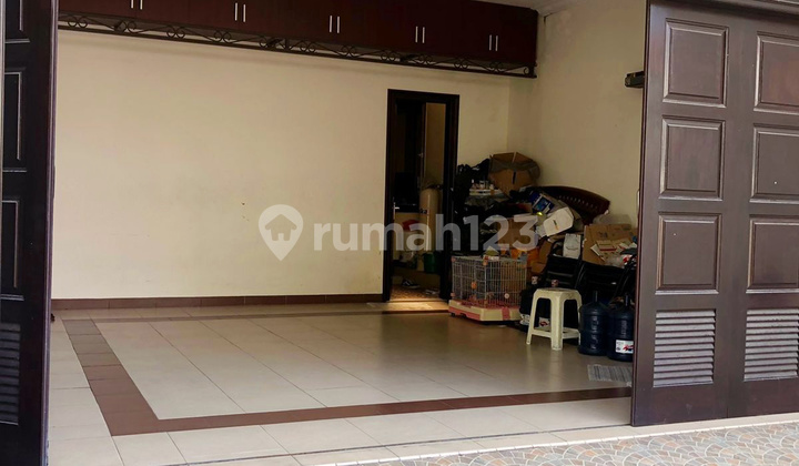 Rumah 2 Lt Murah Mewah Pakuwon City Dekat Puri Galaxi Araya 2
