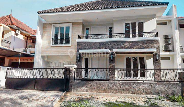 Premium Rumah Gress Minimalis 2 Lt Pakuwon City Depan 1