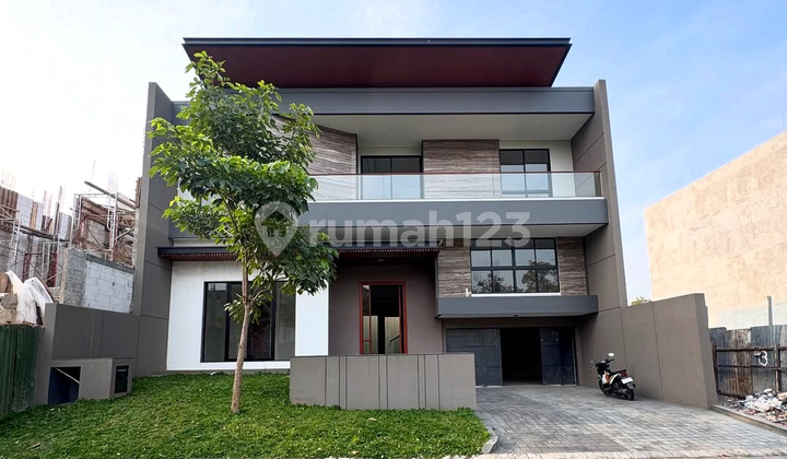 Premium Rumah Gress Minimalis 2.5 Lt Lux Pakuwon Indah 1