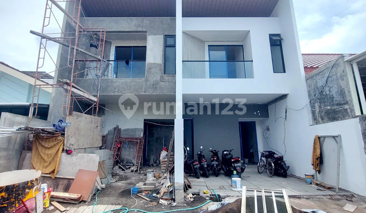 Fresh 2-Story Minimalist House Cheap Pondok Tjandra Near Rungkut 1