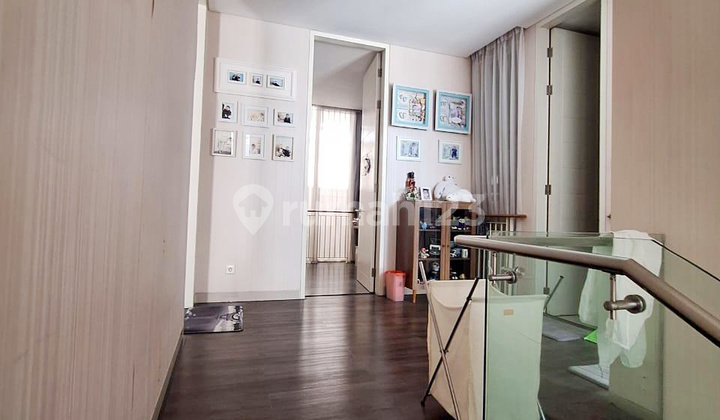 Rumah Minimalis 2 LT Murah Mewah Pakuwon City Dekat Araya 2