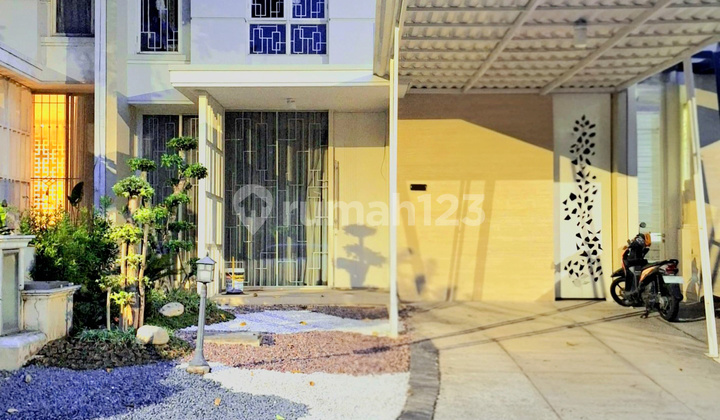 Rumah Minimalis 2 Lt Murah Pakuwon Indah Vbr Dekat Citraland 2