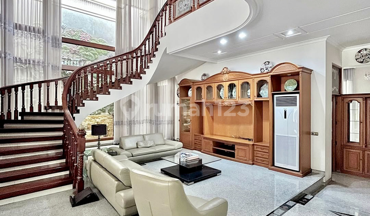 Rumah Classic 2 Lt Mewah Murah Margorejo Indah Dekat Kertajaya Rumah Classic 2 Lt Mewah Murah Margorejo Indah Dekat Kertajaya