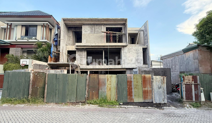 Premium Minimalist House, 3 LT Layout, Best at Citraland Depan Premium Minimalist House, 3 LT Layout, Best at Citraland Depan