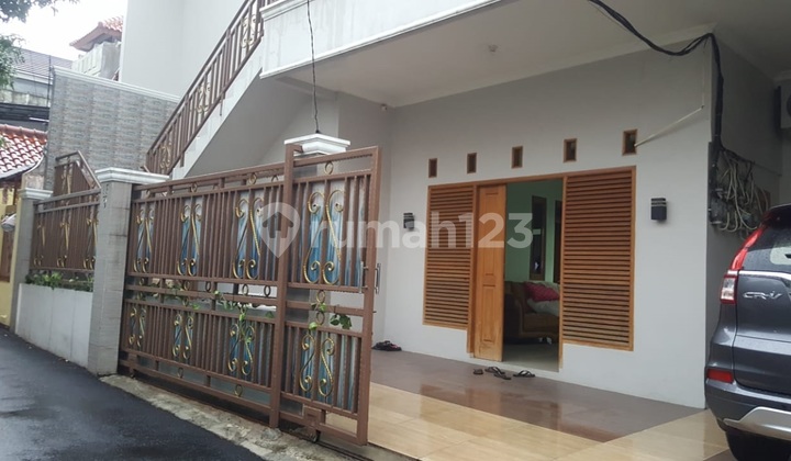 Kost-Kostan for Sale Fully Furnished in Tebet, South Jakarta, Revenue 28.5 Million/Month 2