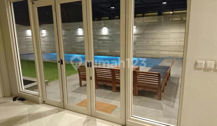 Hot!! Dijual Rumah Mewah Private Pool Cluster Renata - Aruna Alam Sutera 2