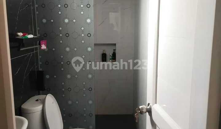Rumah 2 Lantai Cluster Cibubur Jakarta Timur - 3 KT SHM, 10 Menit ke LRT Harjamukti Station, Harga 900 Juta 2