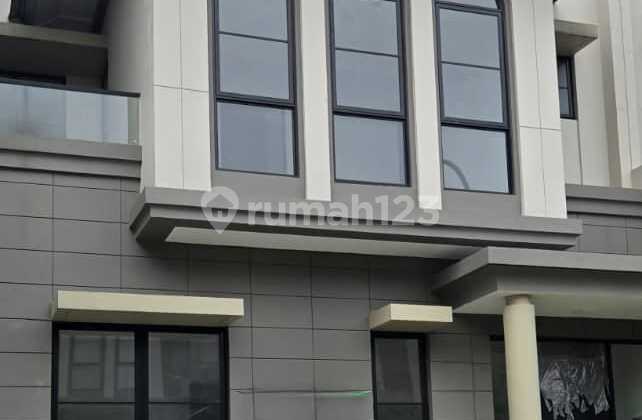 For Sale 2-Story House in Citraland Cibubur | 3 BR | Complete Public Transportation Access