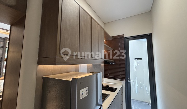 Averon - Home With Endless Comfort | Luxurious American Classic Residence in Cibubur Tourism City 2