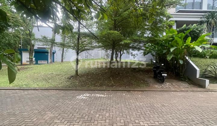 Kaving Depan & Samping Ada Taman 15X25tanah Lebih Royal Blossom H