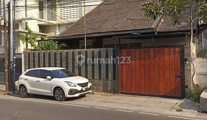 Rumah Siap Huni di Dekat Kawasan Bisnis di Bendungan Hilir Jakpus 1