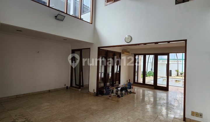 Rumah Mewah Asri Dalam Komplek 2