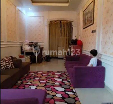 Rumah kos 15 kamar di Matraman Jakarta Timur 1