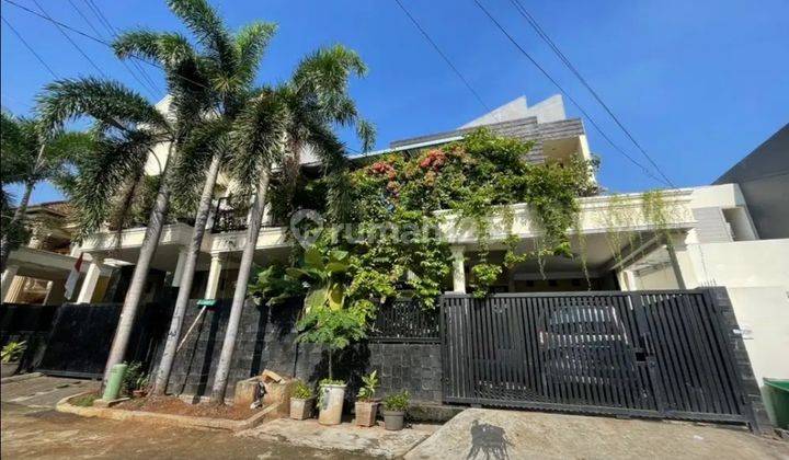 Rumah bagus di Billymoon Duren Sawit Jakarta Timur 1