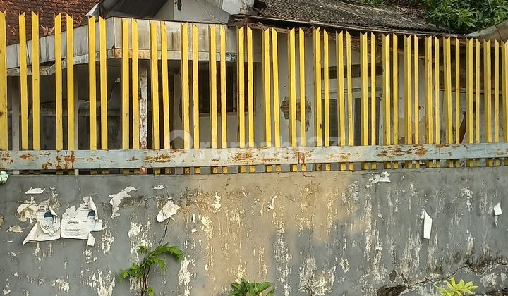 For sale, land measurement included. 2