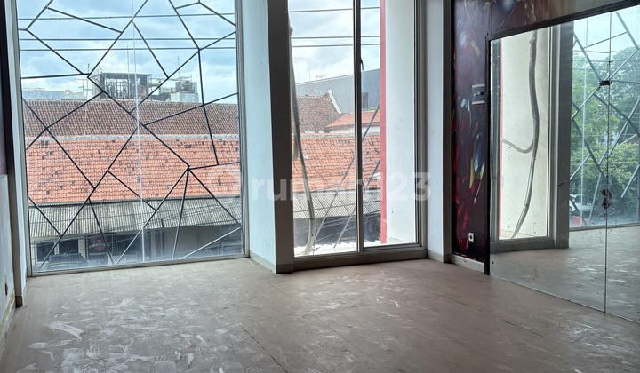 For Sale: Brumbungan Shop House, Semarang 2