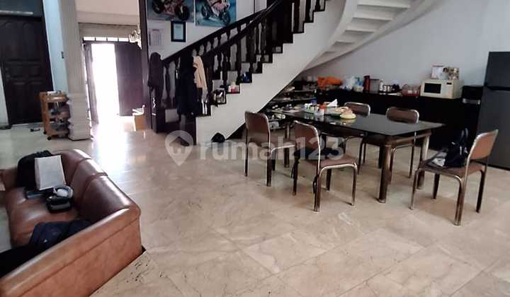 Rumah 2 Lantai Sunrise Garden Boulevard Lt373m3 Jakarta Barat