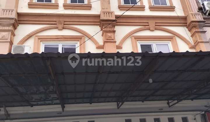 For Sale, Attached Shop House on Hasyim Ashari Street, Central Jakarta 2