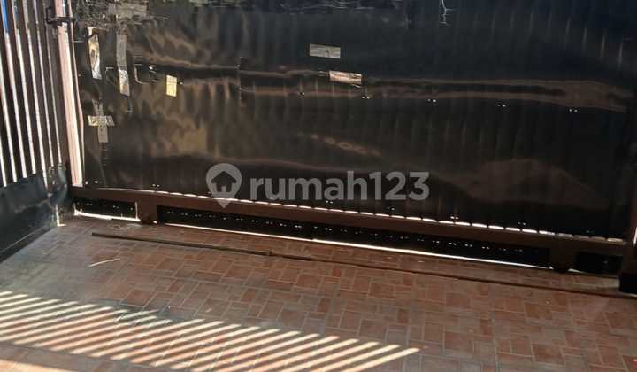 Rent Furnished House in Favorite Block, Muara Karang 2