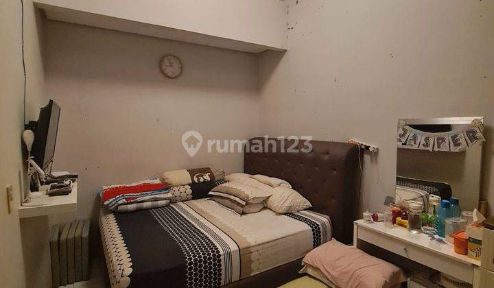 Rumah 2 Lantai Bagus di Taman Aries, Jakarta Barat 2