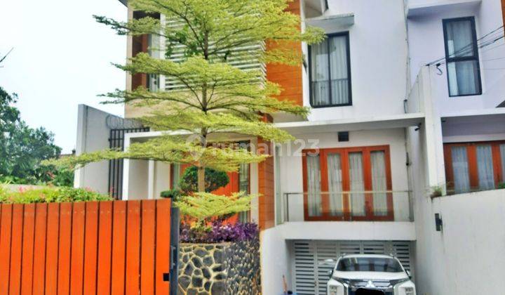 Rumah 3 Lantai, Bagus, Full Furnished, Shm, di Deplu Utama Kreo Tangerang 1