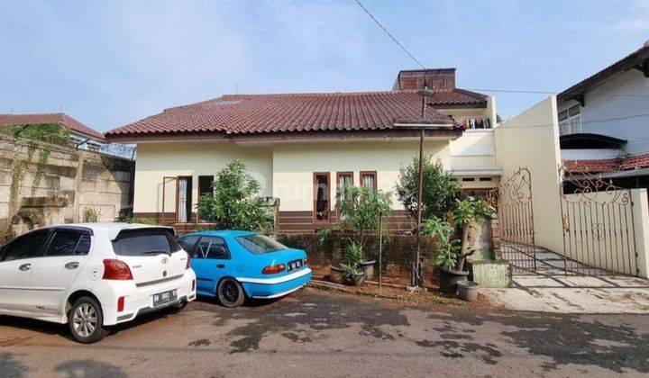 Rumah Bagus SHM di Kucica Dengan Lebih Tanah 200 M 1