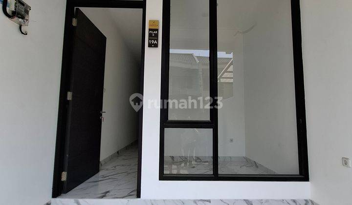 Rumah Baru Kedoya 3 Lantai, Lokasi Strategis 2