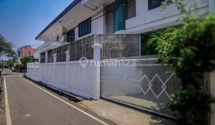 Rumah Kawasan Premium Cideng Hoek Hadap Utara 1