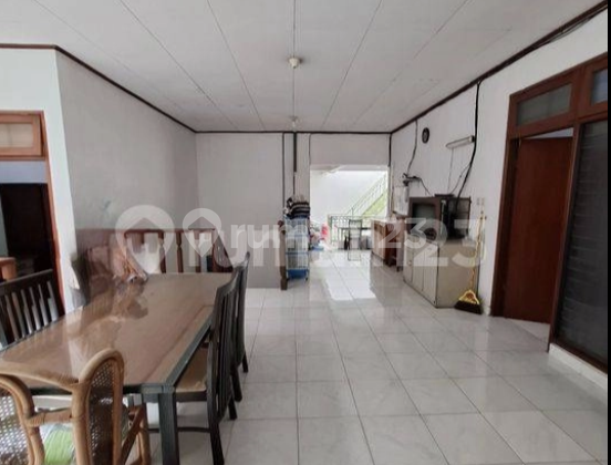 Selangkah ke Univ. Trisakti Rumah Kost Tawakal Lokasi Strategis, Jakarta Barat Selangkah ke Univ. Trisakti Rumah Kost Tawakal Lokasi Strategis, Jakarta Barat