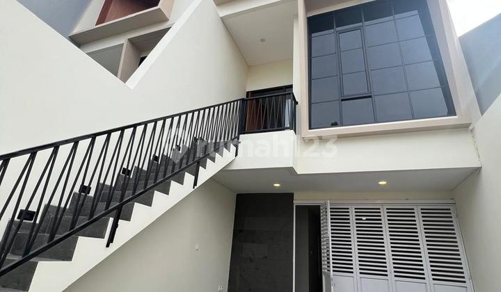 Rumah Minimalis Brand New Tomang, Jakarta Barat