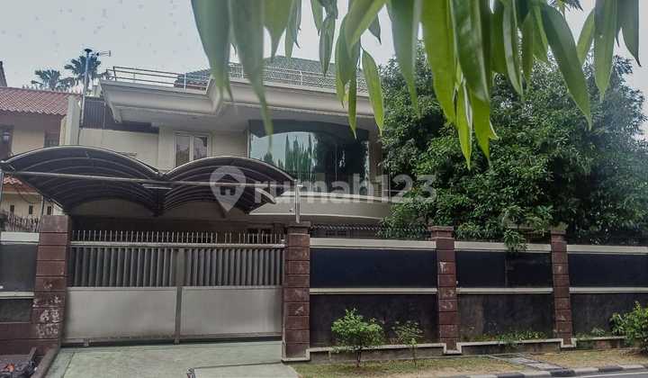 Rumah Megah Siap Huni Puri Indah