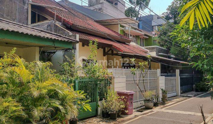 Rumah 2 Lantai Kawasan Premium Pusat Kota Cideng 1