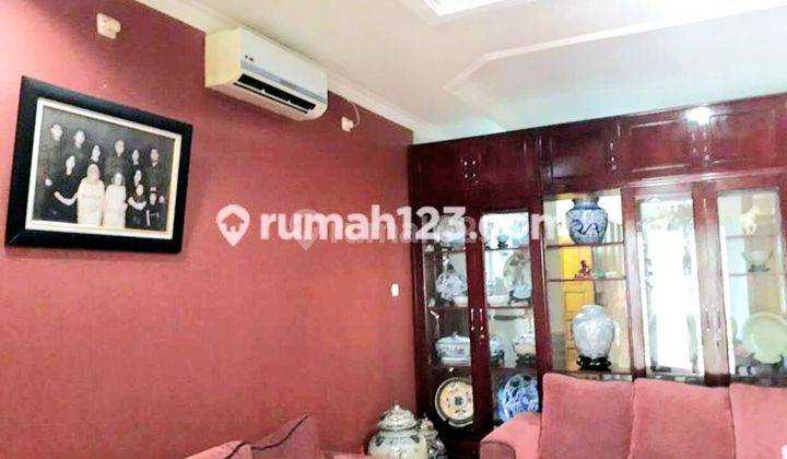 Rumah Bagus Semi Furnished Harga Pasaran Area S C B D Jakarta Selatan 2