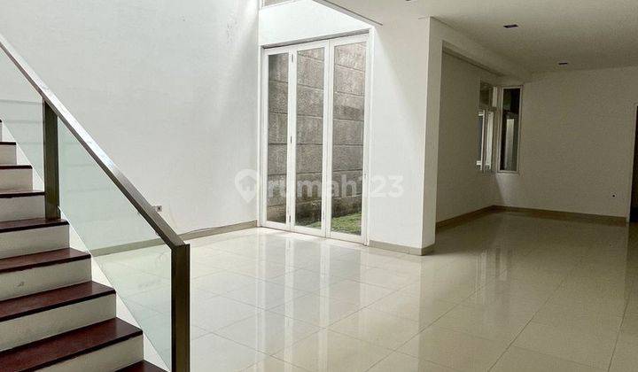 Rumah Di Pondok Indah Semi Furnished Minimalis 2 Lantai Tanah Luas Harga Langka 2