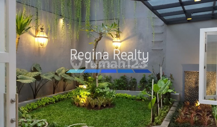 Rumah 2 Lantai Disewakan dengan Pool di Pondok Indah