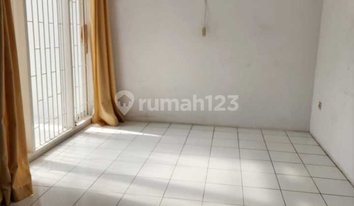 Rumah Kecil 1,5 Lantai Dijual di Pondok Indah Harga NJOP 2