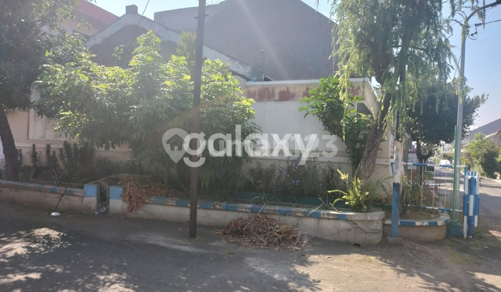 affordable house near the center of Surabaya city in bendul merisi 2