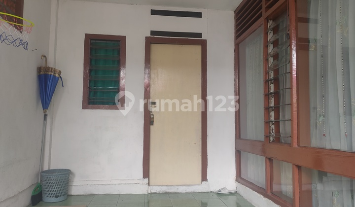 Rumah Kost / Kamar Kost Murah Dekat Pusat Kota Surabaya & Dekat Kebun Binatang Surabaya Royal Plasa