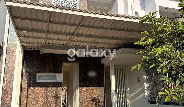 Rumah mewah murah di sidoarjo dengan kolam renang pribadi 1