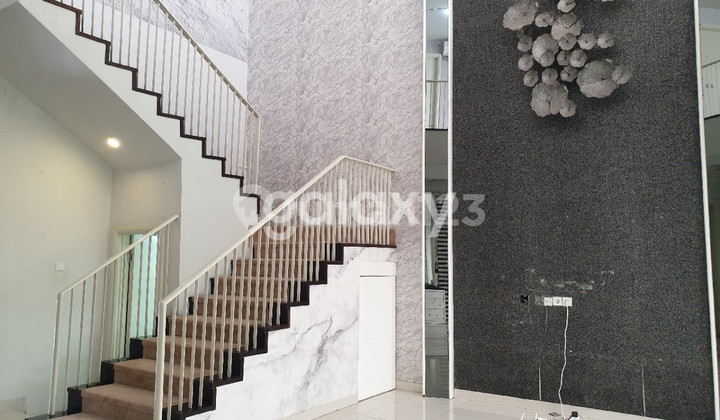 Wisata bukit mas 2 Grand Palais , wiyung 2