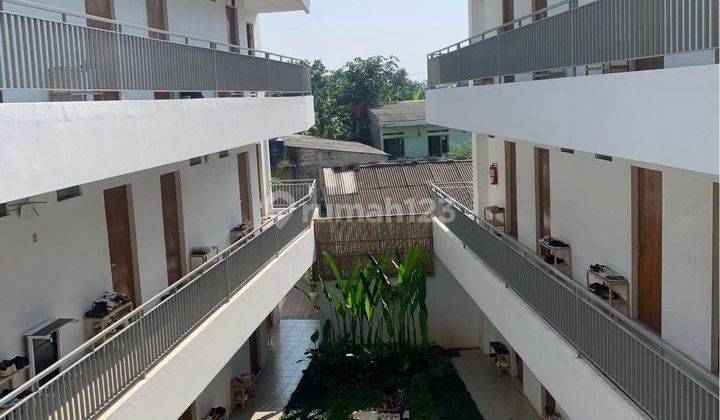 Dijual Rumah kos-kosan Baru 3 Lantai full furnish di Jl cisauk 1