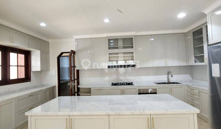 Dijual Rumah 2 Lantai Baru Lokasi Nyaman Di Senayan 2